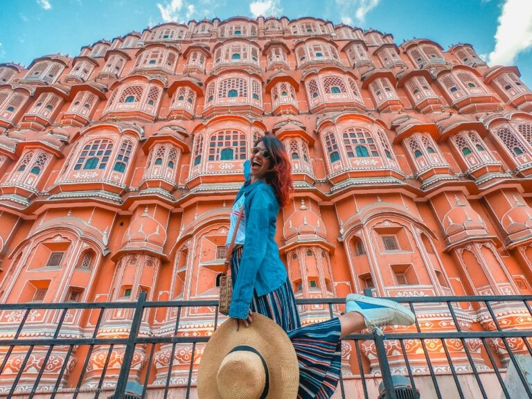 Why Choose Jaipur Sightseeing Tour Packages to Explore the City Solo?