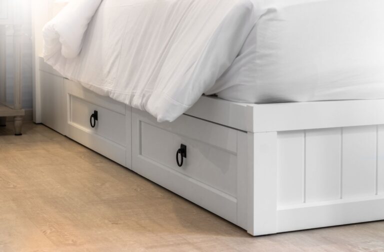 Sprung divan base