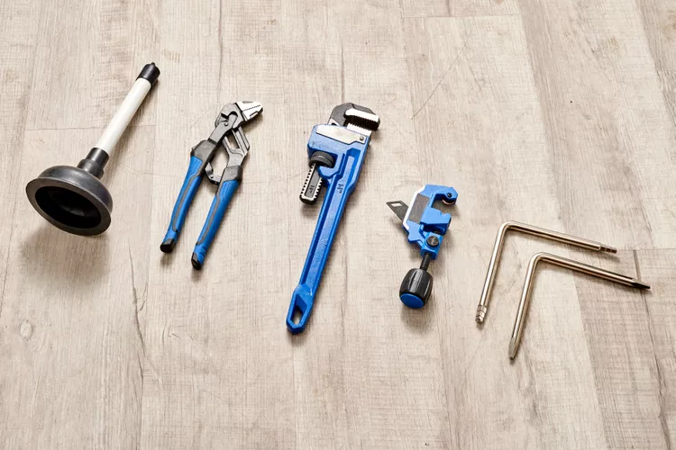 DIY vs Professional: Which Option is Best for Burst Pipe Repair?