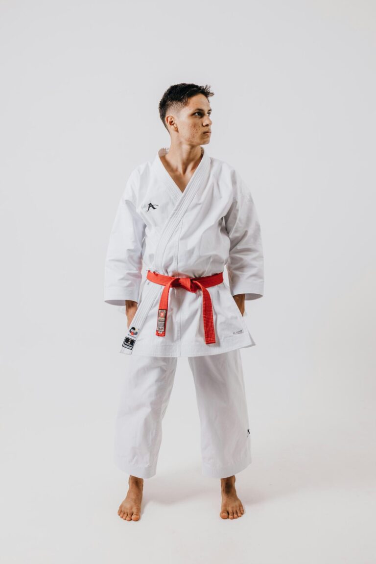 Choosing the Right Martial Arts Uniform: A Beginner’s Guide