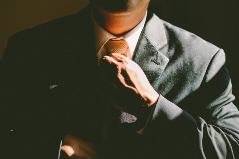 4 Leadership Skills Essential for Personal and Professional Growth