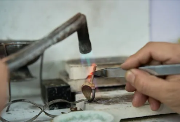A First-Time Buyer’s Checklist for Working with a Jewelry Factory